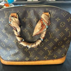 Louis Vuitton Handbag